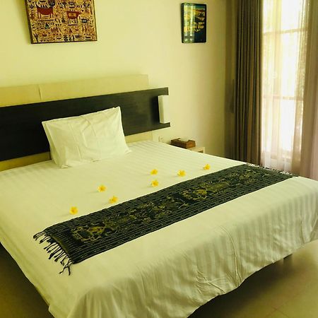 Villa Karingal Senggigi Εξωτερικό φωτογραφία