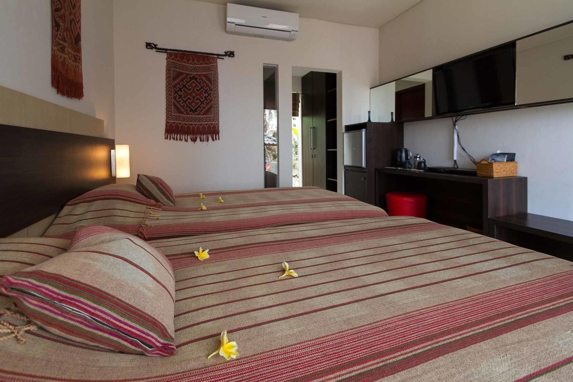 Villa Karingal Senggigi Εξωτερικό φωτογραφία