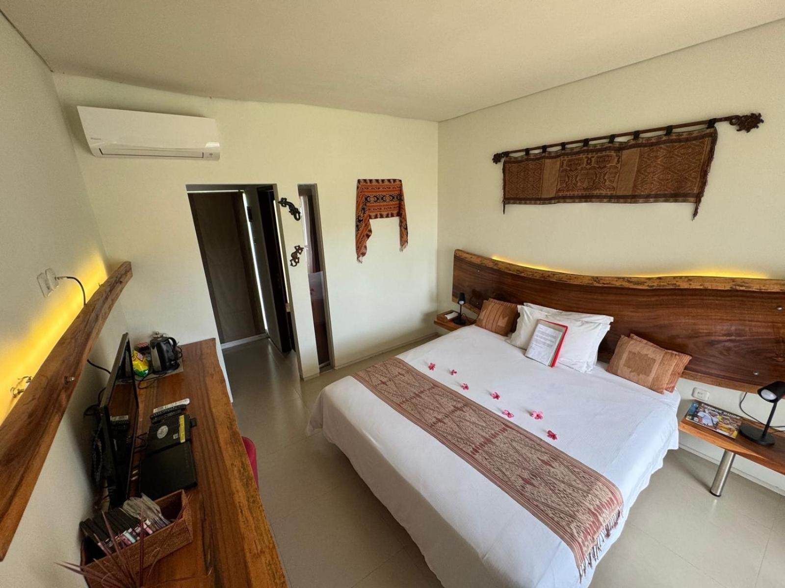 Villa Karingal Senggigi Εξωτερικό φωτογραφία