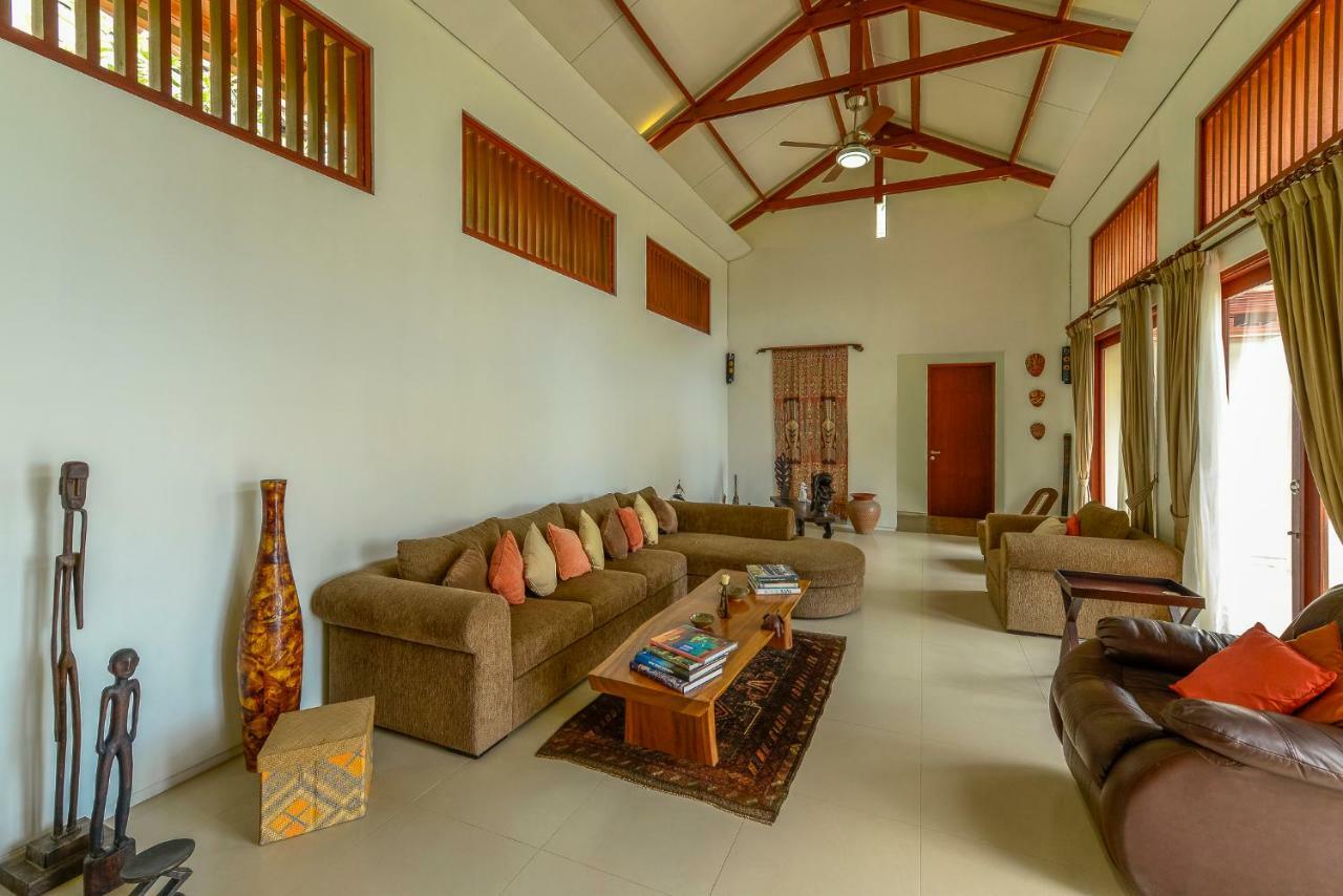 Villa Karingal Senggigi Εξωτερικό φωτογραφία